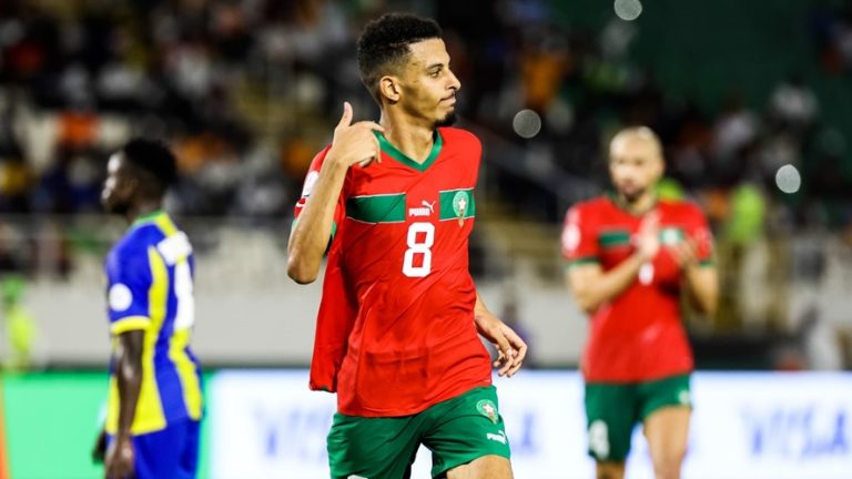رسميا.. أوناحي خارج نهائيات “كان” المغرب عز الدين أوناحي