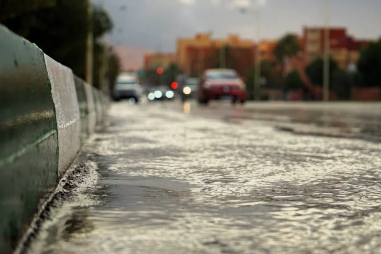 أمطار رعدية في عدد من المناطق المغربية اليوم الأربعاء