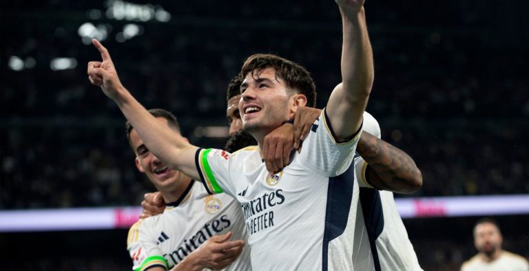 موندو ديبورتيفو: براهيم دياز أحد أفضل لاعبي ريال مدريد هذا الموسم