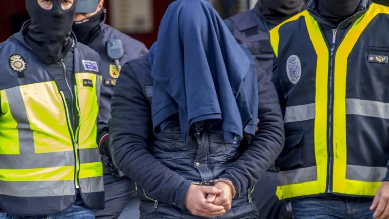 الشرطة الإسبانية تنشر تفاصيل توقيف "خلية داعش" وتشيد بالتعاون الأمني المغربي