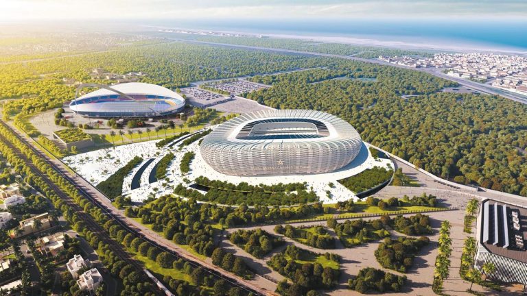 اجتماع أخنوش يكشف موعد اكتمال الملاعب بالمغرب