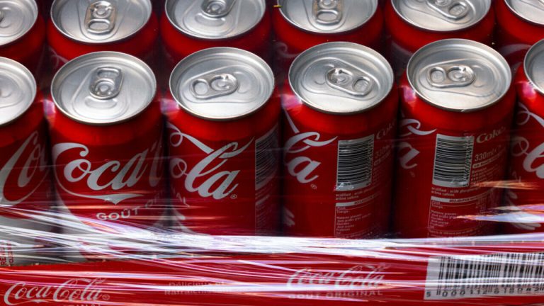 كوكا كولا من أكبر ملوثي المحيطات بالنفايات البلاستيكية