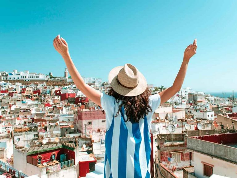 منصة سياحية: المغرب يتصدر اختيارات المسافرين الإسبان ويحقق قفزة نوعية