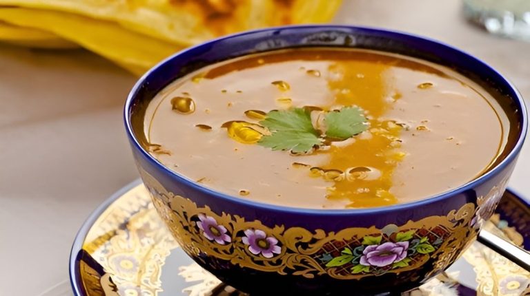 أخصائية تحذر من الأواني الملونة في موائد رمضان