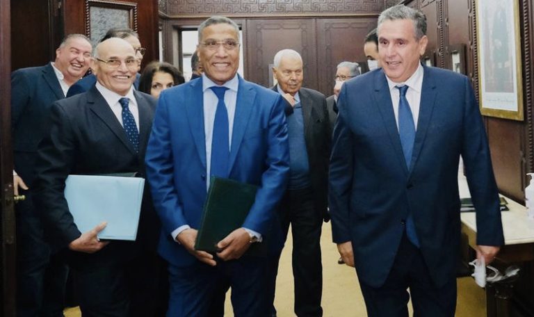 نقابة “موخاريق” ترفض قانون الإضراب والحوار الاجتماعي