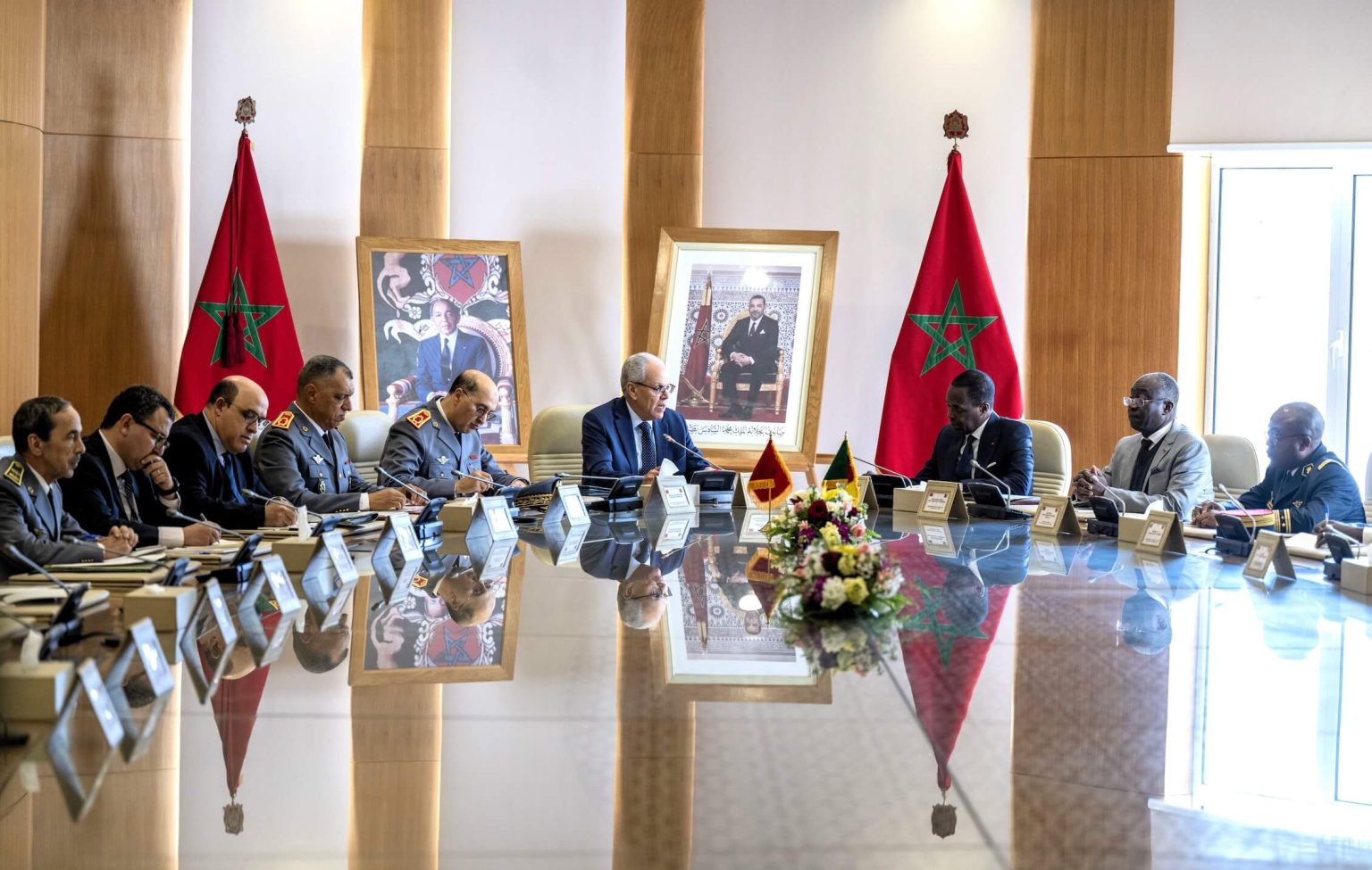 المغرب والكاميرون يوقعان اتفاقية للتعاون العسكري