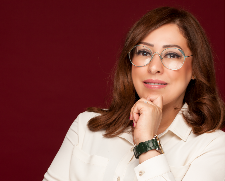 الماستر مقابل الجنس والحشيش.. لولا أن الهاتف رن!