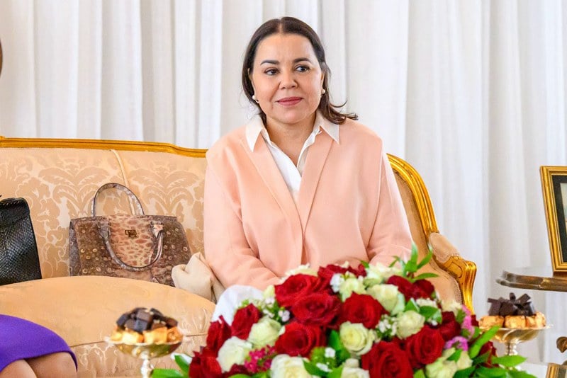 استقبلتها الأميرة للا أسماء.. السيدة الأولى للسلفادور تحل بالمغرب في زيارة عمل