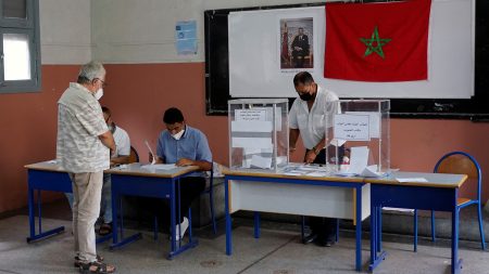“ليس فقط البرامج”.. شقير: شبكات العلاقات والموارد المالية للأعيان قد ترجح كفة حزب على آخر