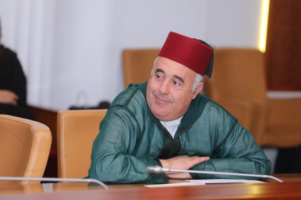 دفاعا عن زميله في الحزب.. بوعزة: “طحن الورق” تعبير مجازي