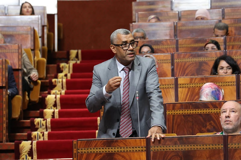 بووانو: أرباح شركات المحروقات “غير أخلاقية” وهي مدعوة لتمويل الحماية الاجتماعية