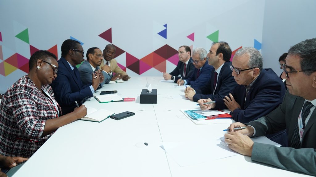 لبحث سبل التعاون.. بنعليلو يجتمع برئيس المجلس الاستشاري للاتحاد الإفريقي المعني بمكافحة الفساد