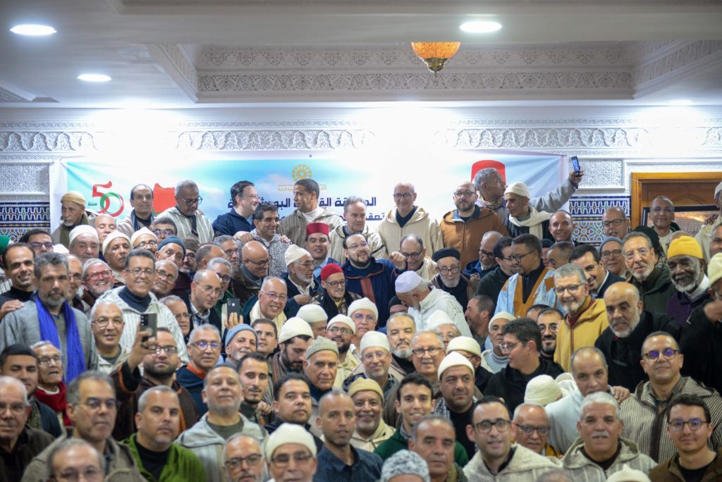 أعضاء مجالس الزوايا بالطائفة البودشيشية يتشبثون بـ”منير القادري” شيخا للطريقة