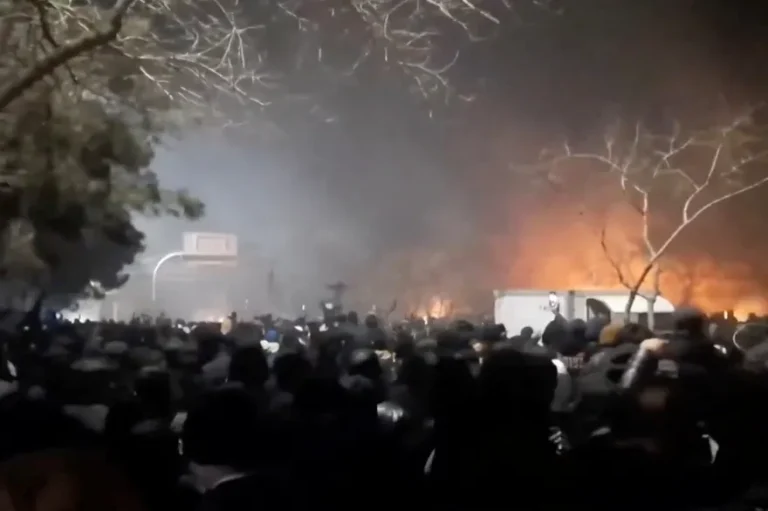منظمة: أكثر من 500 قتيل في اضطرابات إيران