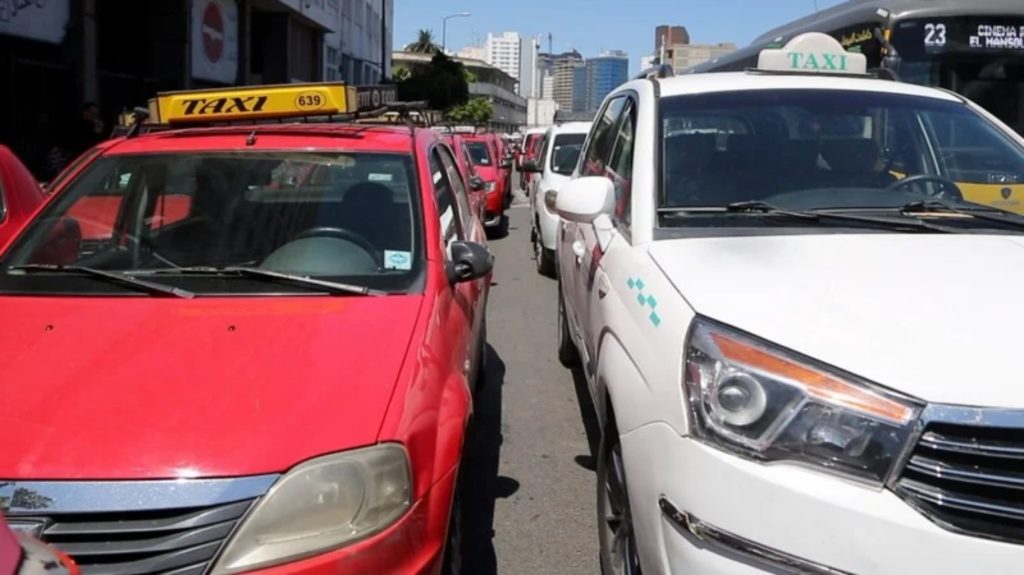 بطولة الـ”كان” وسيارات الأجرة.. تأثير محدود بالعاصمة الاقتصادية للمغرب