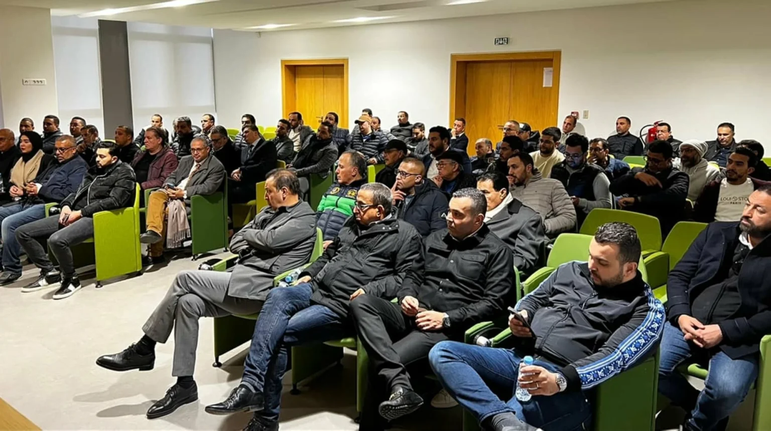 منخرطو الرجاء: “حملة ممنهجة” وراء الإساءة للنادي