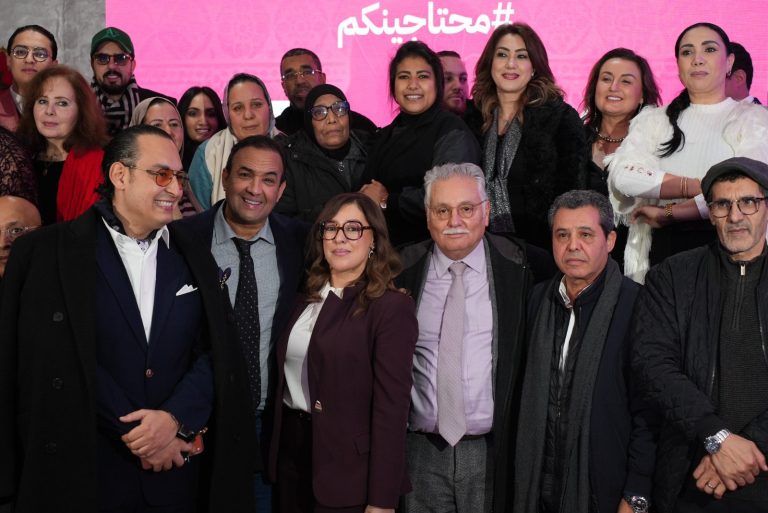 دعم نفسي وعمرة للمتعافيات.. سياسيون يشيدون بمبادرة “محتاجينكم” لفائدة مريضات السرطان
