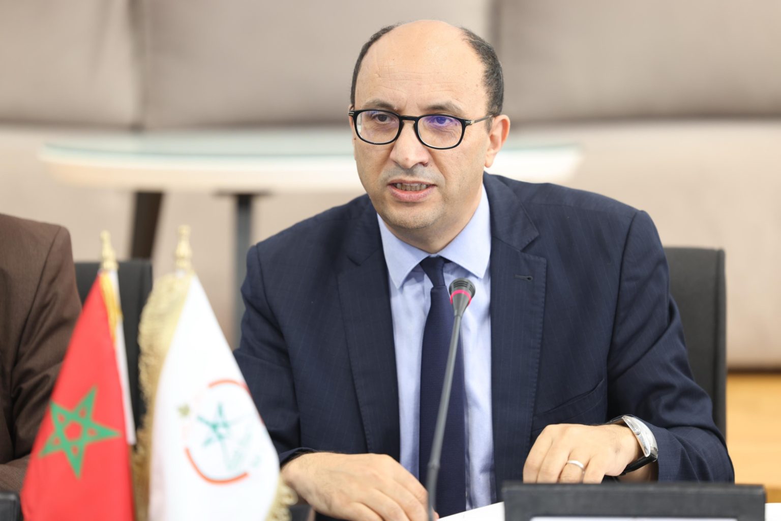 وسيط المملكة: الإدارة التي تستعين بالذكاء الاصطناعي هي الأكثر حاجة للأخلاقيات