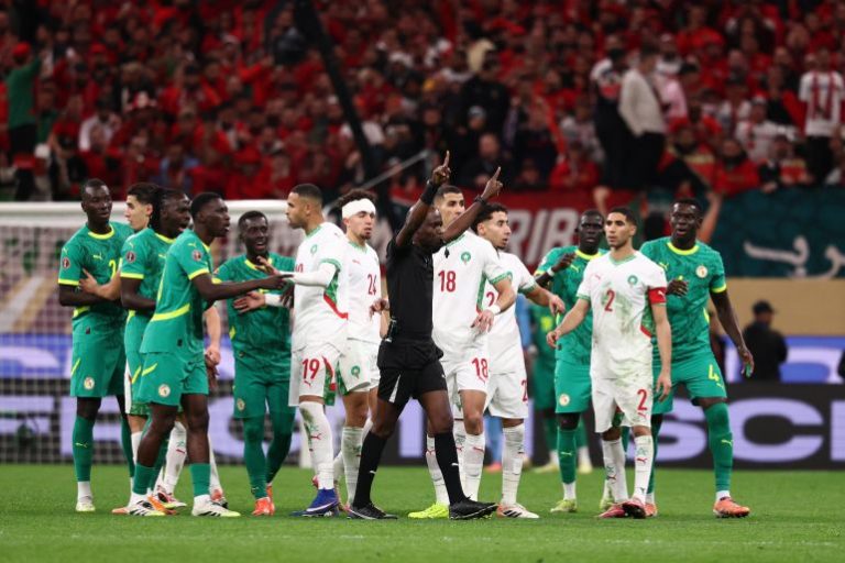 مسؤول في الـ”كاف”: المغرب تعرض للظلم والسرقة في نهائي “الكان” والقوانين لم تُحترم