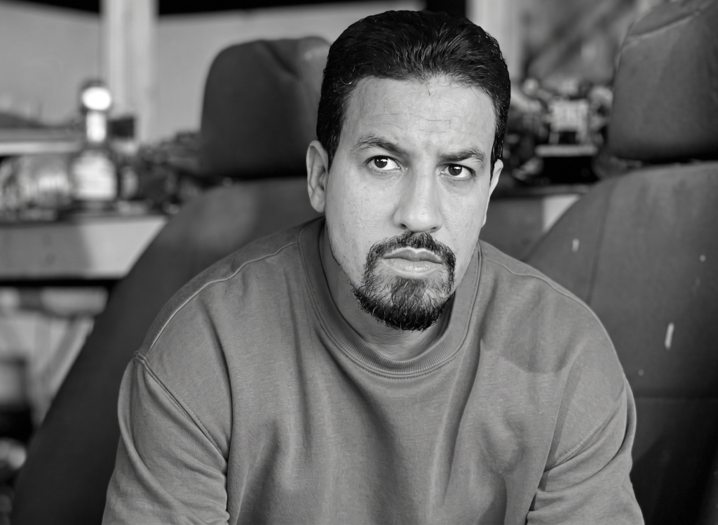 الكوميدي المغربي يسار