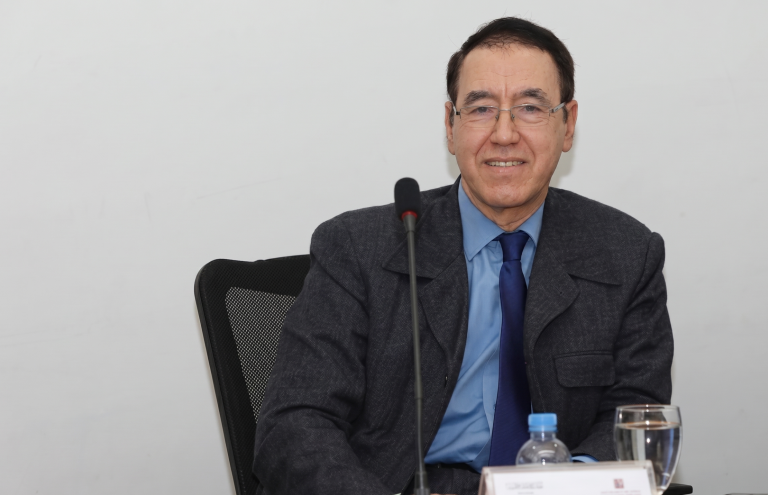 المؤرخ المغربي إبراهيم القادري بوتشيش يتربع على عرش “جائزة الكويت” للتاريخ