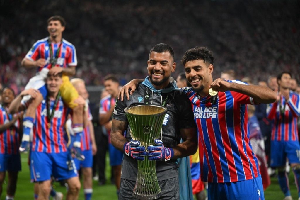 شادي رياض يحقق أول لقب أوروبي مع كريستال بالاس