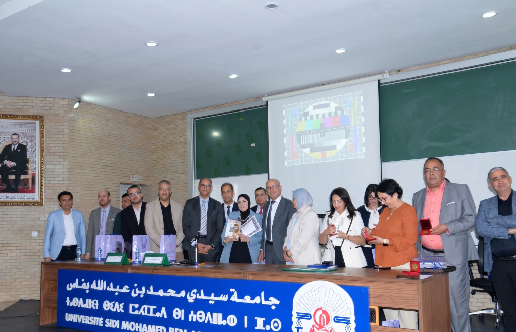 الدورة الثالثة من “مدرجات النقاش الجامعي”