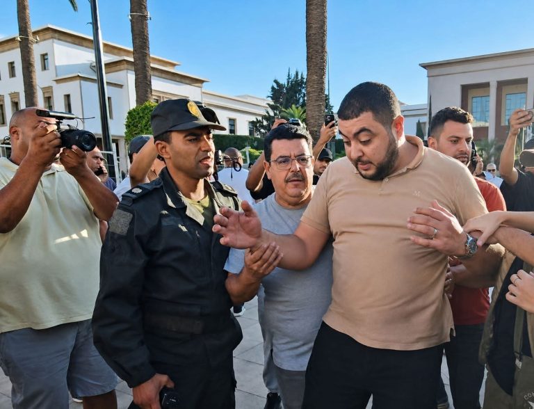 بسبب غياب ضمانات المحاكمة العادلة.. دفاع “مهداوي” ينسحب من جلسته