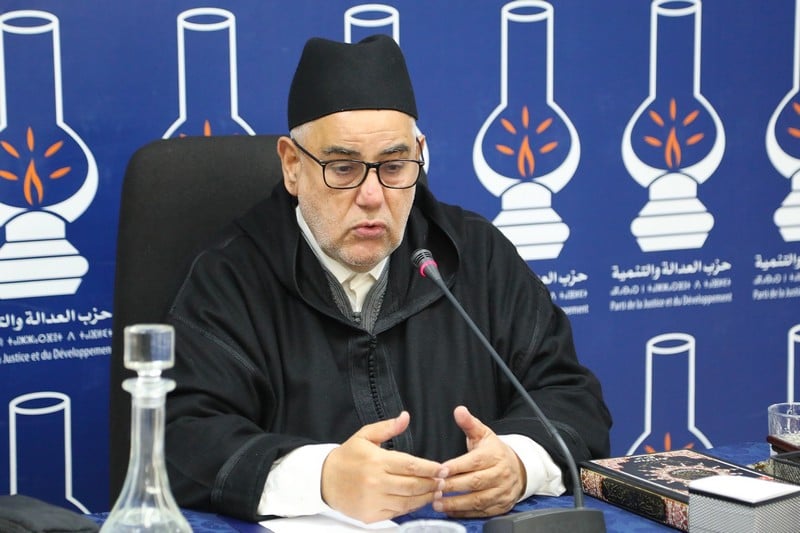 العدالة والتنمية يُبرر تصريحات بنكيران بشأن “من يحكم المغرب”