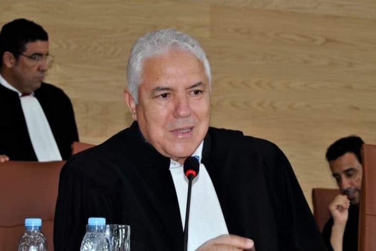 “وصفونا بالخونة”.. نقيب هيئة الدار البيضاء يشرح لـ”سفيركم” أسباب عدم الرضوخ لقرار “التوقف”