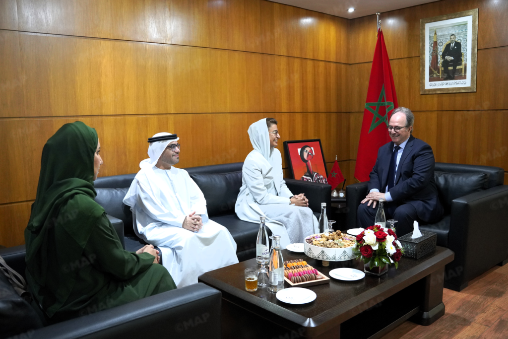 المغرب والإمارات يوقعان مذكرة تفاهم لتعزيز التعاون في مجال حقوق الإنسان