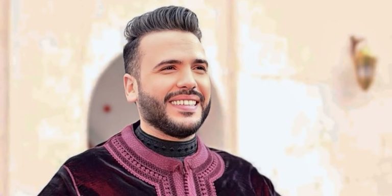 مروان حاجي يحتفي بفاس في “مملكة 12 قرنًا”