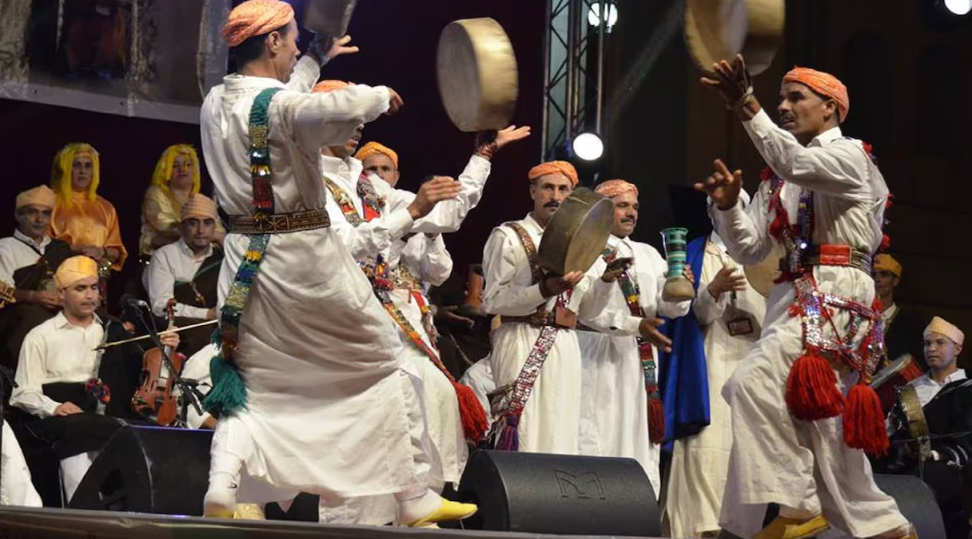 تاونات تستعيد العيطة الجبلية في دورة تحتفي بالتنوع