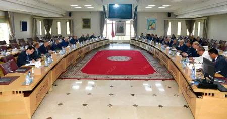 “التشطيبات” و”فراقشية الانتخابات”.. لفتيت يجمع قادة الأحزاب لاستكمال ترتيبات الاستحقاقات المقبلة
