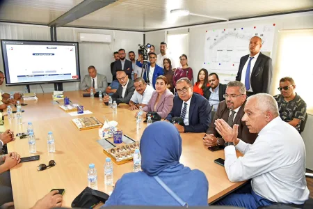 من خنيفرة إلى حد السوالم.. مطالب بإبعاد المرشحين عن التدشينات الرسمية