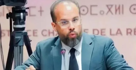 أحداث سبتة.. تشيكيطو: “الهروب الجماعي” هو عنوان لفشل السياسات العمومية