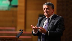 وهبي: المغرب متمسك بسبتة ومليلية ونريد حل الإشكال بالحوار