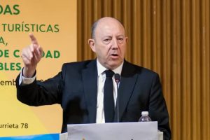 برناردوس يدعو إلى “رد دبلوماسي” على المغرب بإبعاده من تنظيم مونديال 2030