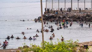 روسيا ترد على الدنمارك بشأن اتهامات مرتبطة بأزمة الهجرة إلى سبتة المحتلة