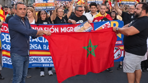 جمعية المحامين الشباب بتطوان تدين تمزيق العلم المغربي وخطابات الكراهية بإسبانيا