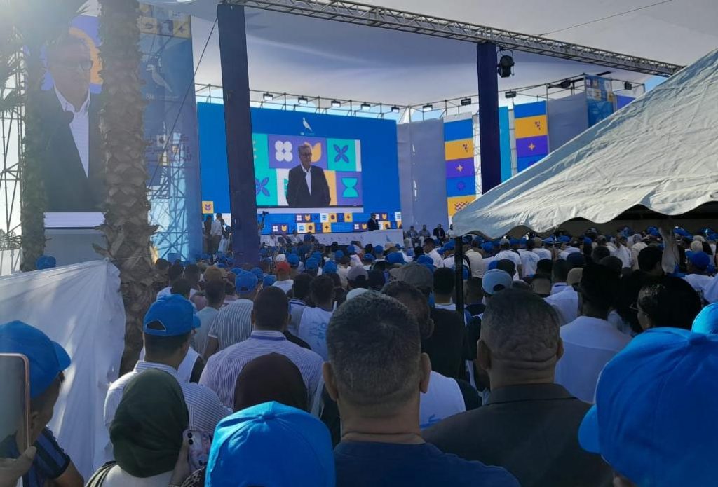 أخنوش: ملعب بنسليمان “ماشي ديال شي واحد” ومن حاولوا تشكيل الأغلبية بشكل منفرد “جابوها في راسهم”