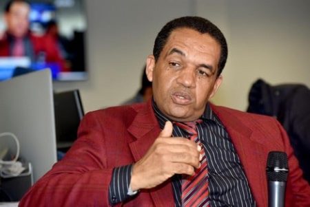 “ليس فقط البرامج”.. شقير: شبكات العلاقات والموارد المالية للأعيان قد ترجح كفة حزب على آخر