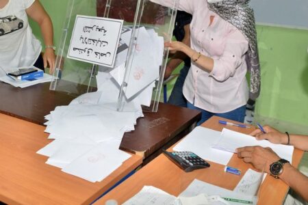 محضر بـ”لا شيء” وناخبون خارج اللوائح.. لهشيمي يكشف تفاصيل “التزوير” بالمكتب 82 ببرشيد
