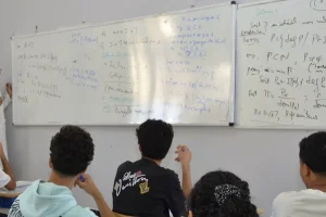 السحيمي يكشف الأسباب التي أوصلت المدرسة المغربية إلى “صدمة نتائج PISA”