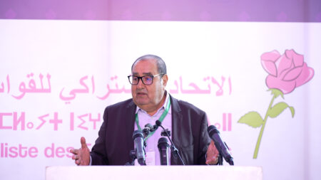 “النقد الأصيل لا يكتب خلف الشاشات”.. لشكر ينتقد الغاضبين عبر الفيسبوك