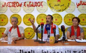 براجع: الشعب فقد الثقة في الصناديق والانتخابات لا تفرز برلمانا وحكومة يملكان السلطة