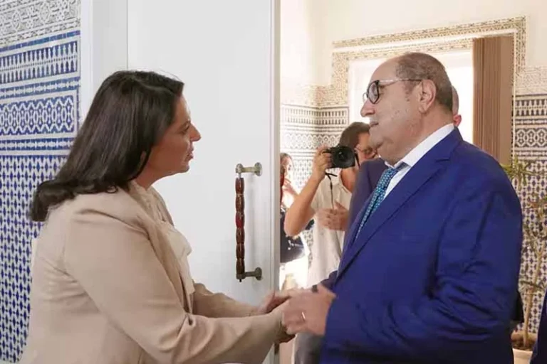 خاص – رغم قرار المشاركة.. استوزار لشكر وابنته يواجه عراقيل في مفاوضات تشكيل الحكومة