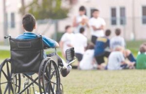 شروط المرافقة والولوج تثير الجدل .. جمعيات تحذر من إقصاء أطفال في وضعية إعاقة من التعليم