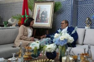 مفوضون قضائيون واحتجاج أمام المقر.. “المغضوب عليهم” يستعدون لإسقاط قرار مشاركة الاتحاد بالحكومة